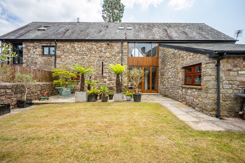 Rear Elevation and Garden- click for photo gallery